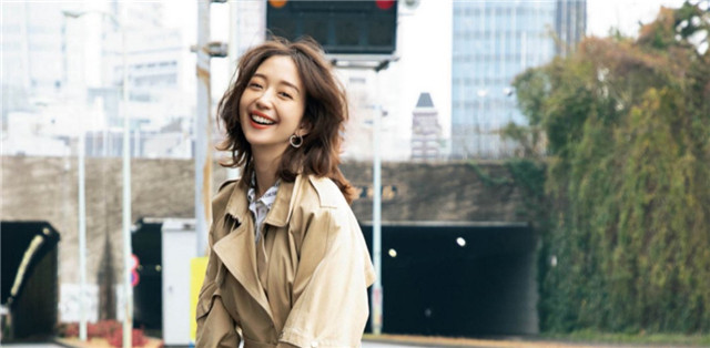 冬天来了卫衣怎么穿才好看,天冷了穿什么卫衣好看