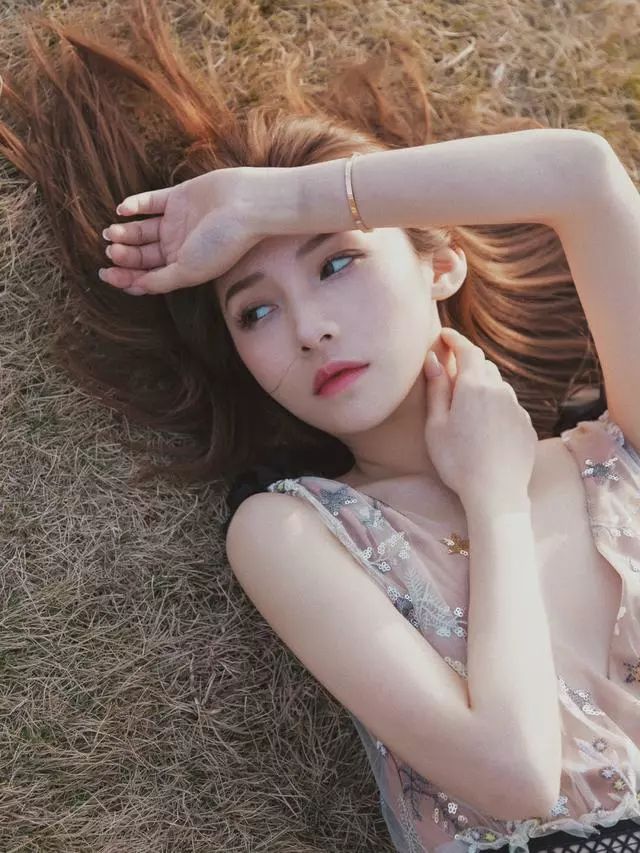 人像摆pose的姿势大全,女性人像pose大全