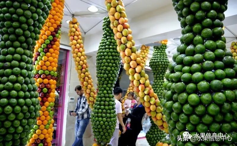 迪拜中国水果店,都说迪拜遍地黄金