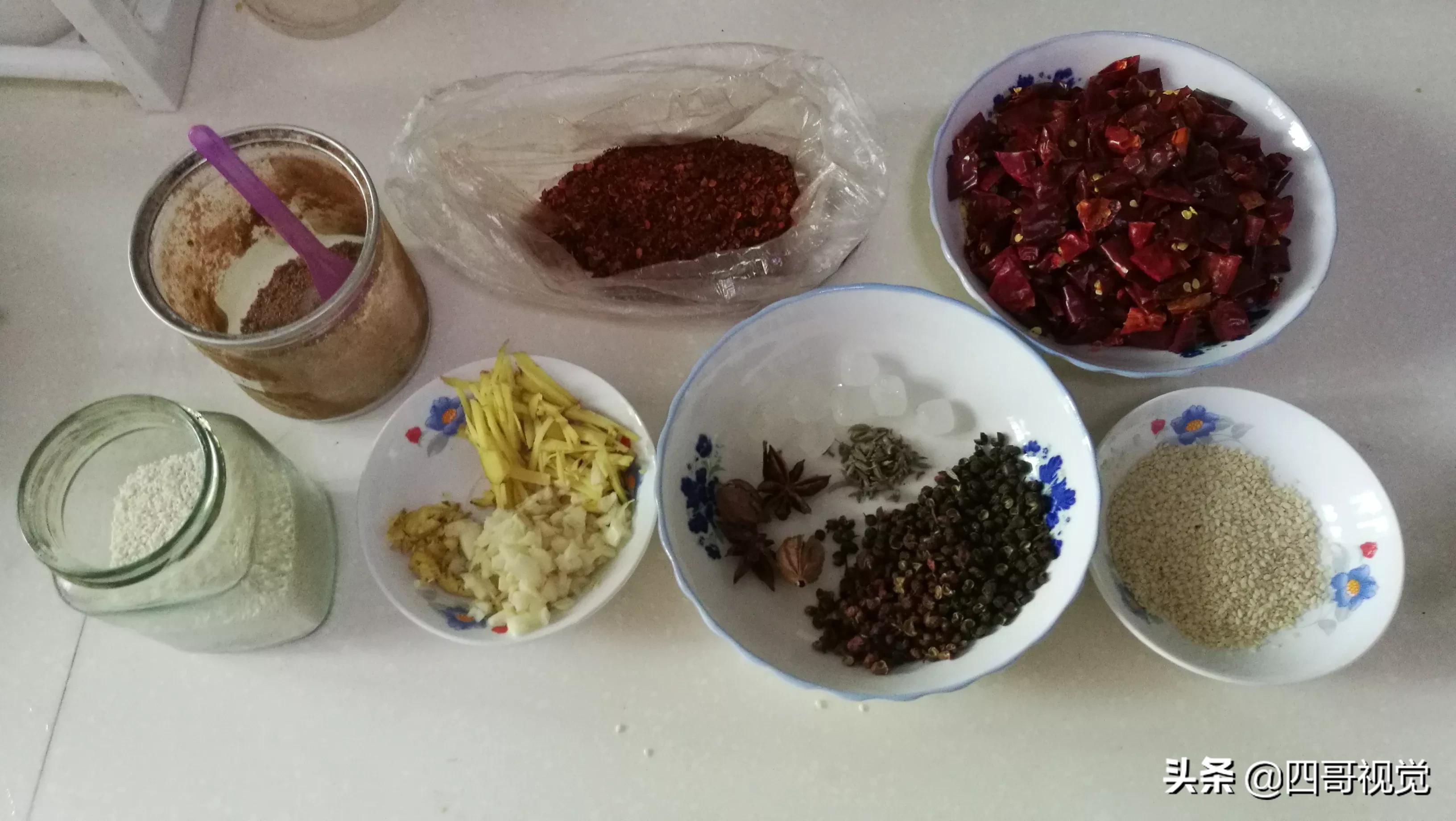 四哥炒猪肉臊子,四哥泡椒肥肠做法