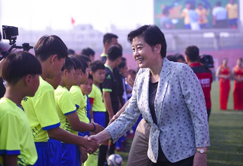 足球市长杯廊坊,青岛追风少年和廊坊足球比赛