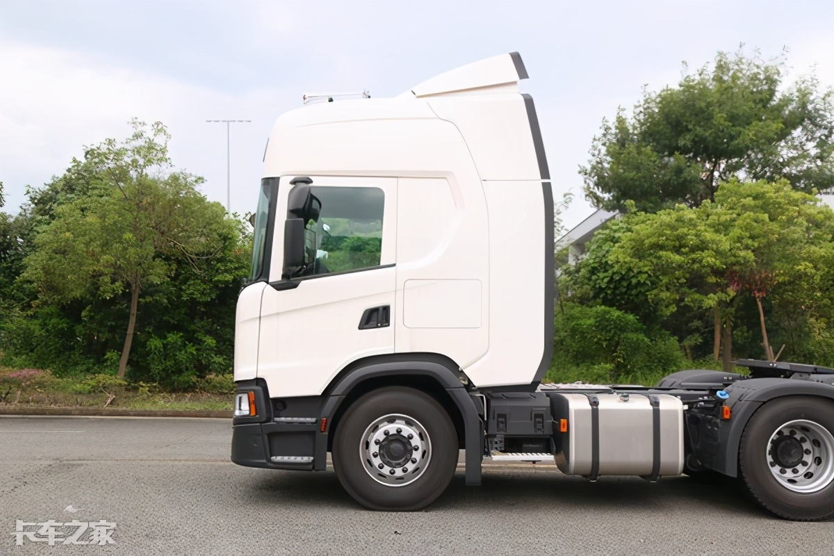 斯堪尼亚g500牵引车头多少钱,斯堪尼亚g500牵引车