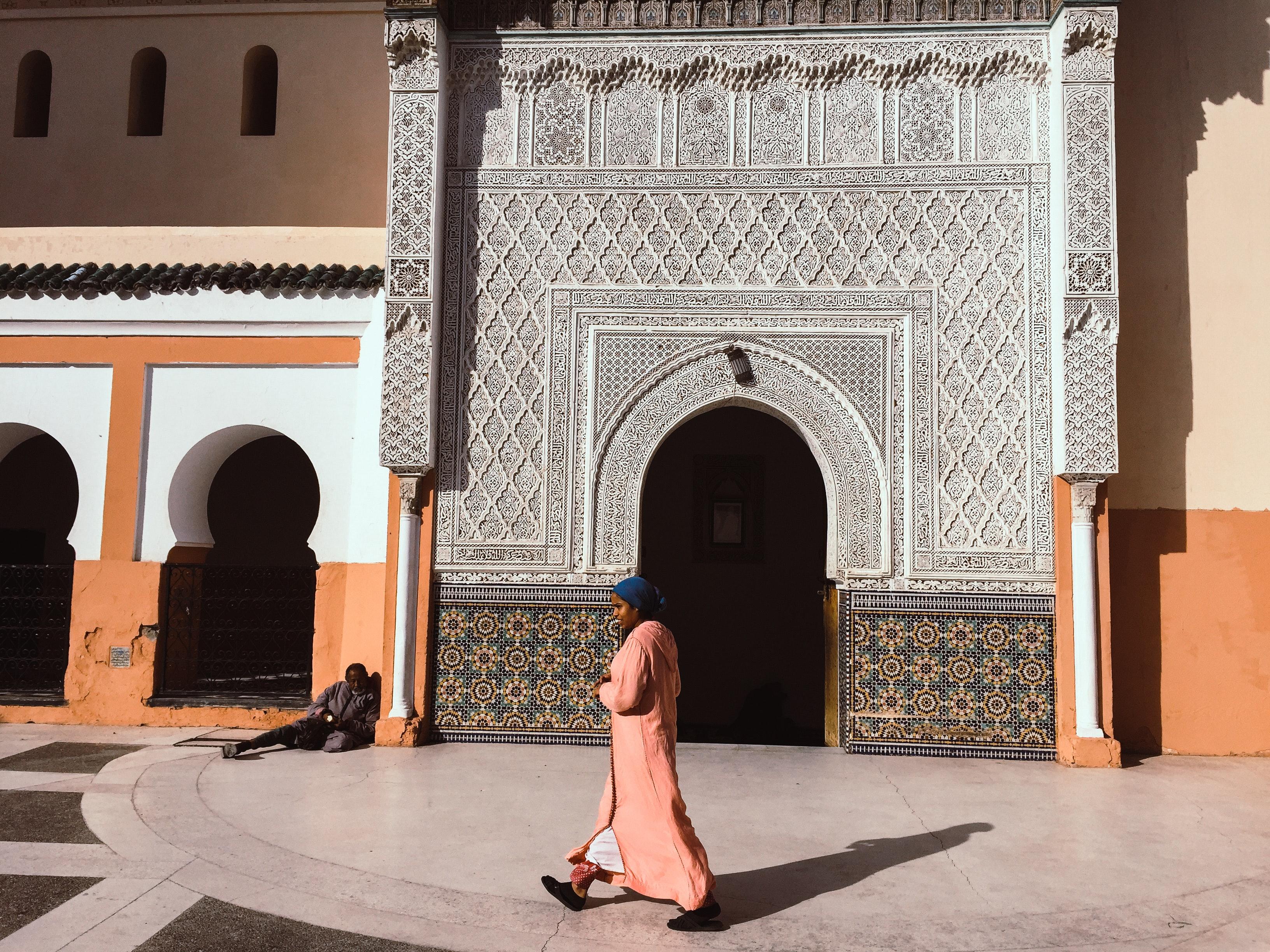 环游世界如何买衣服,环游世界购买的皮肤怎么穿