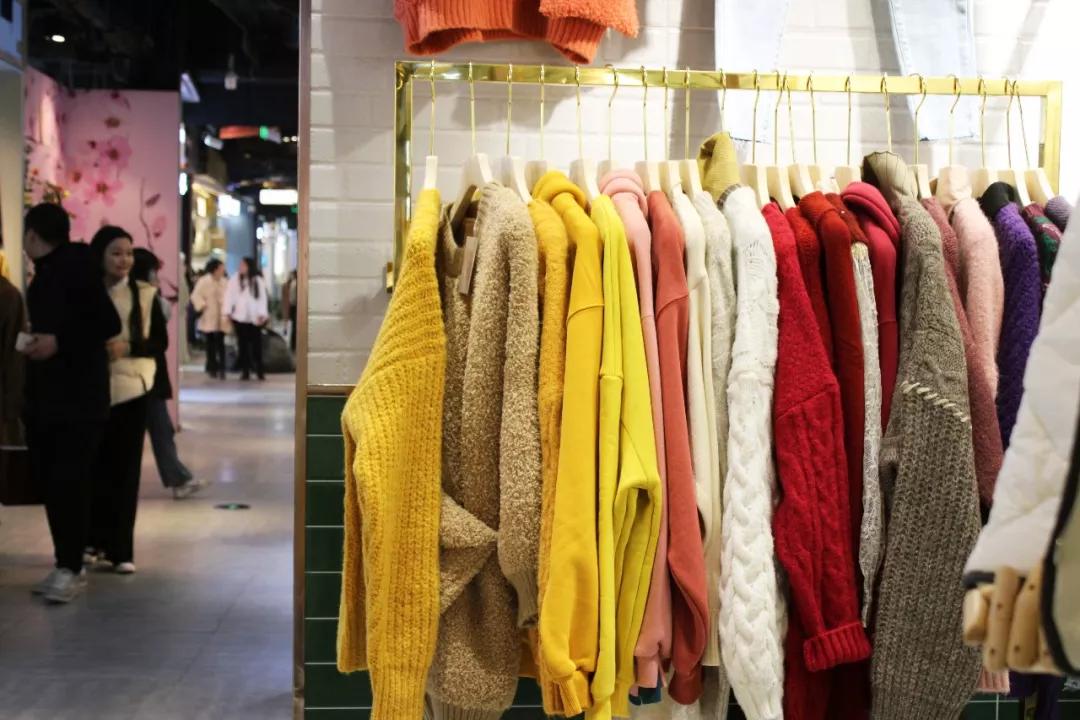 新街口莱迪广场,新街口莱迪广场店铺