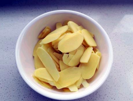 醋泡姜生姜需要蒸一下吗,醋泡姜的最简单直接泡法