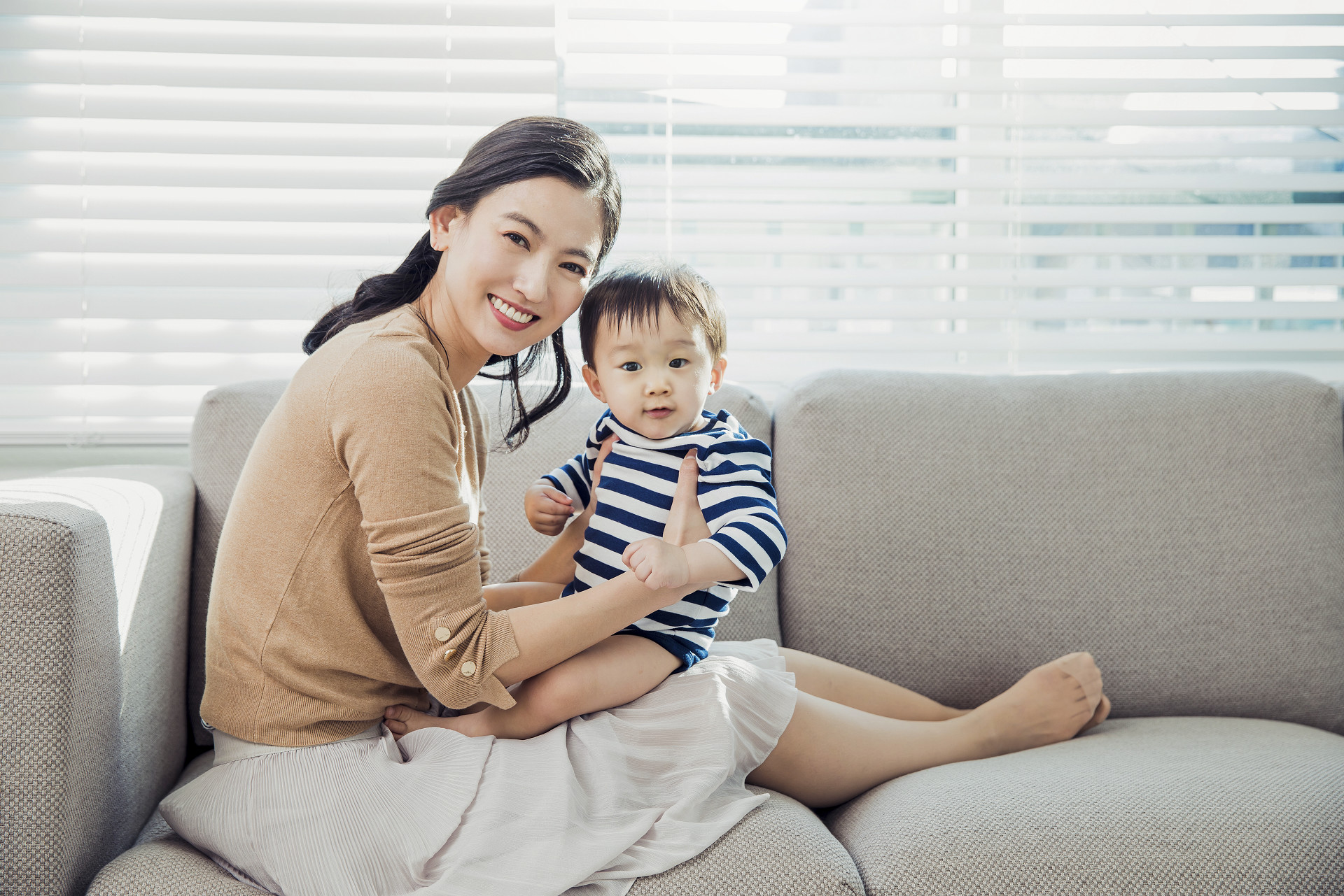 不讲理爱哭的孩子怎么教育,不生气不骂孩子