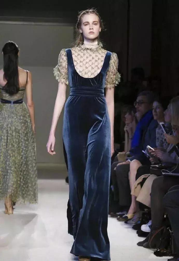 丝绒在冬天更有高级感,丝绒面料如何挑选