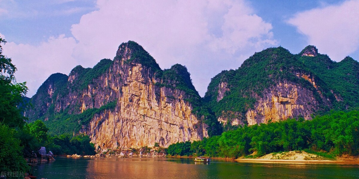 花山岩画景区有什么玩的,花山岩画旅游攻略