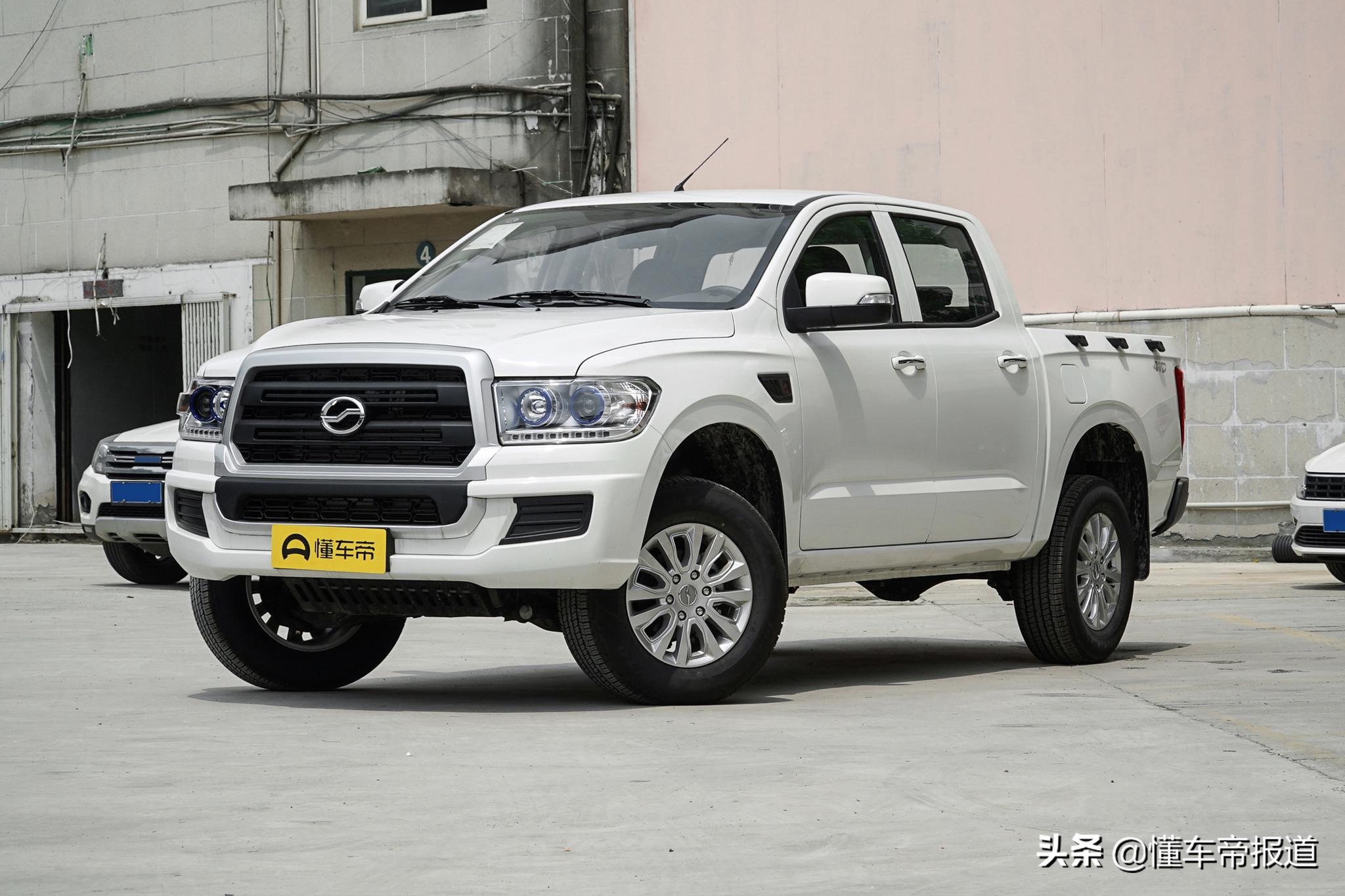 最新中兴柴油四驱皮卡落地价,2022款中兴皮卡落地价格