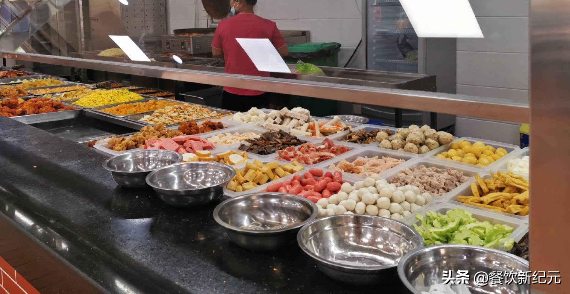 厦门大学食堂有多爽?米饭免费,菜品5块钱吃到撑,网友:太值了