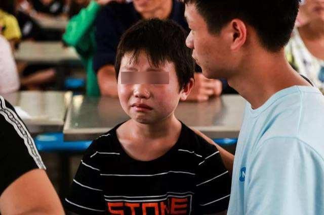 孩子遇到事情就爱哭,如何管教孩子爱哭