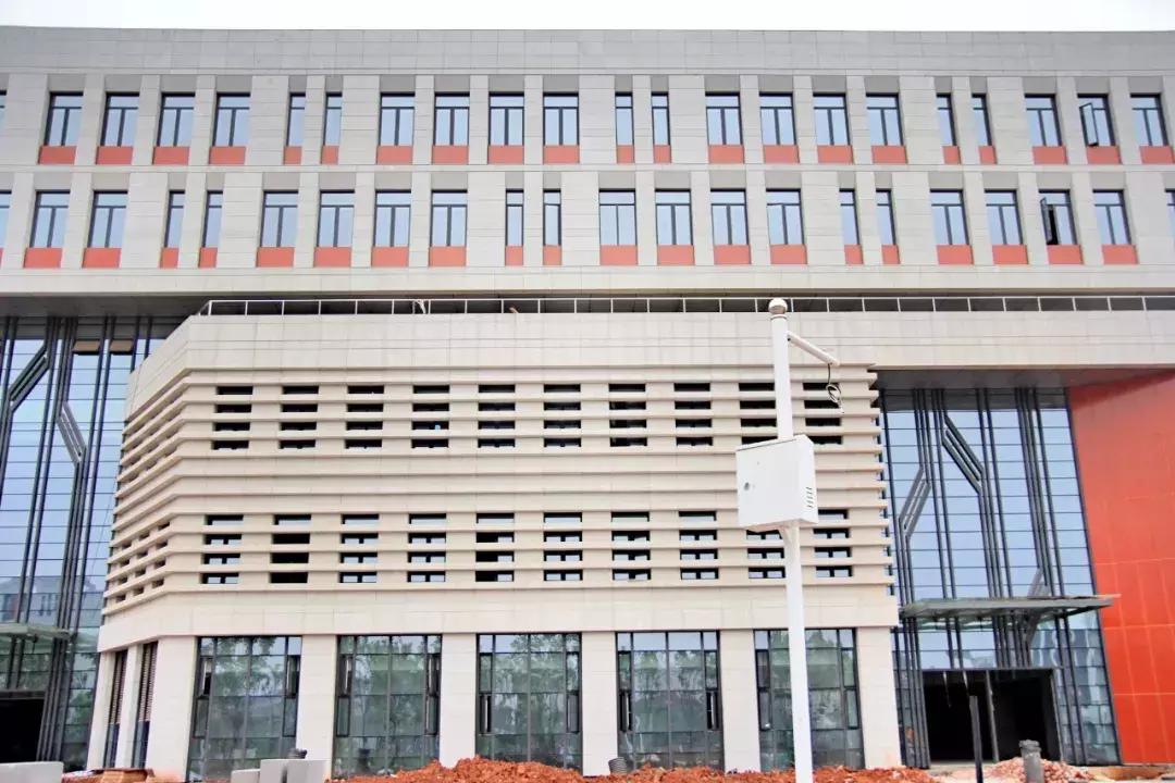 武汉最近哪所大学要搬新校区,武汉重点高中新校区