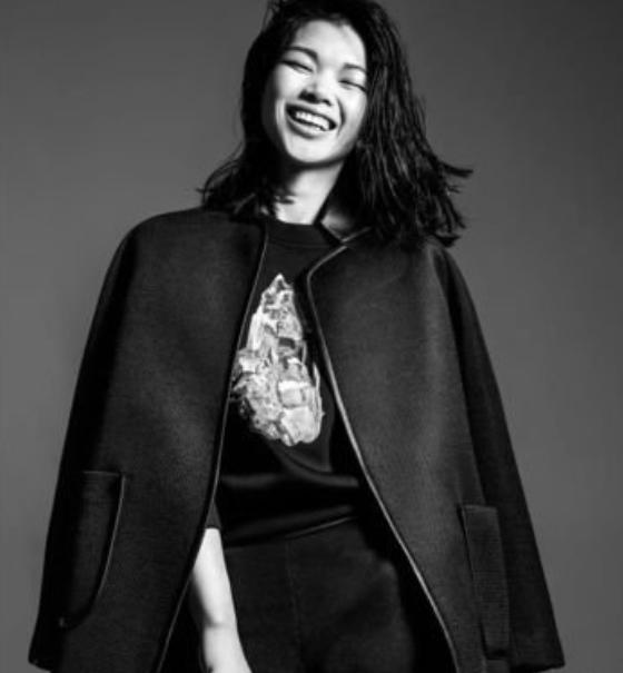 中国超模吕燕在国外有多受欢迎,国外名模评价吕燕