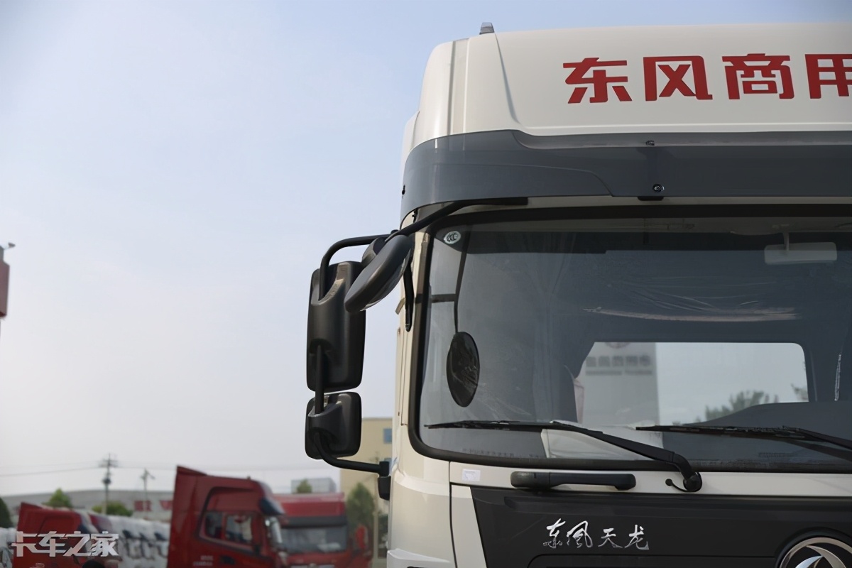 东风天龙重卡有什么优缺点,东风天龙4x2最新版牵引车多少钱