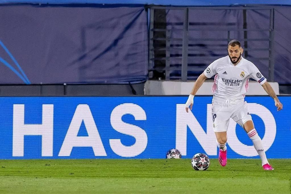 苏亚雷斯和本泽马跑位,莱万多夫斯基世界第一中锋