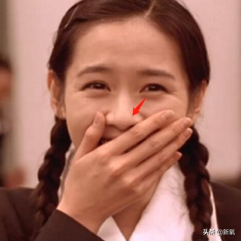 为什么孙艺珍do了这么多，却依然美成纯天然仙女？