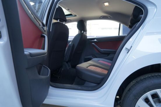 捷达va3和老款捷达底盘一样吗,捷达vs5和捷达va3隔音效果好