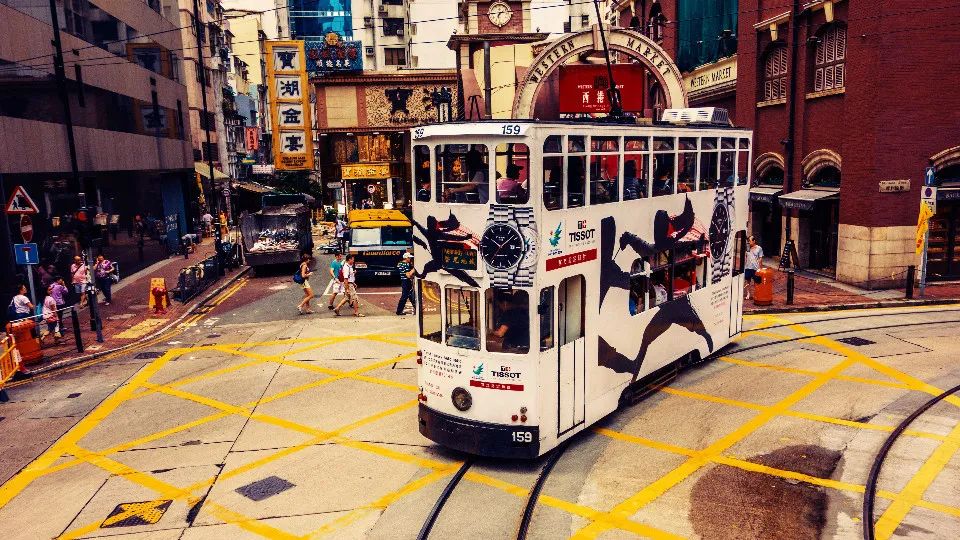 一件衣服只赚一块钱,一件衣服只要五块