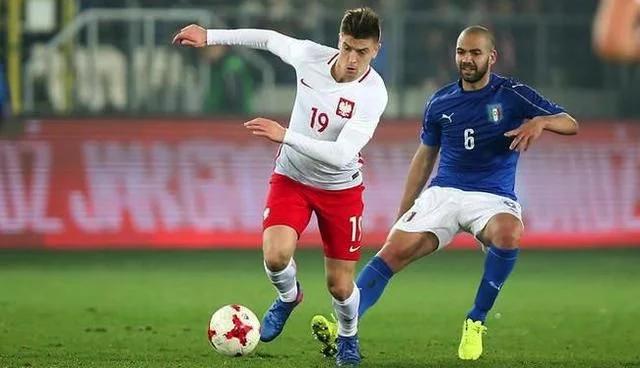 莱万最新金靴消息,西甲前6轮射手榜莱万8球稳居第一