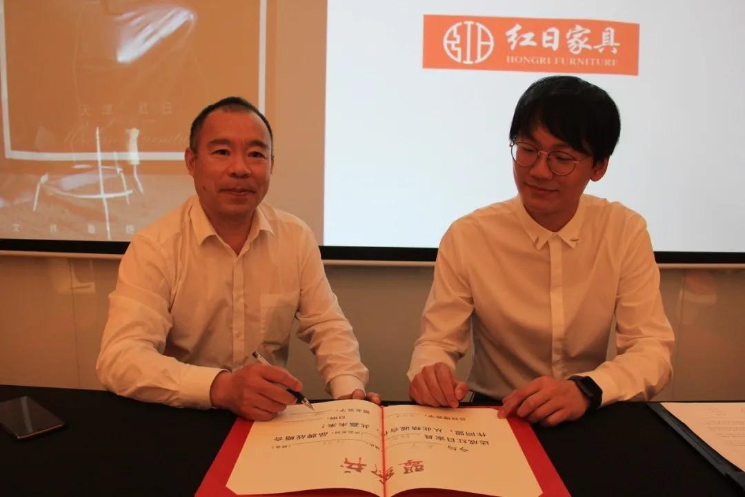 红日朗图和双叶哪个好,红日朗图家具乌金木