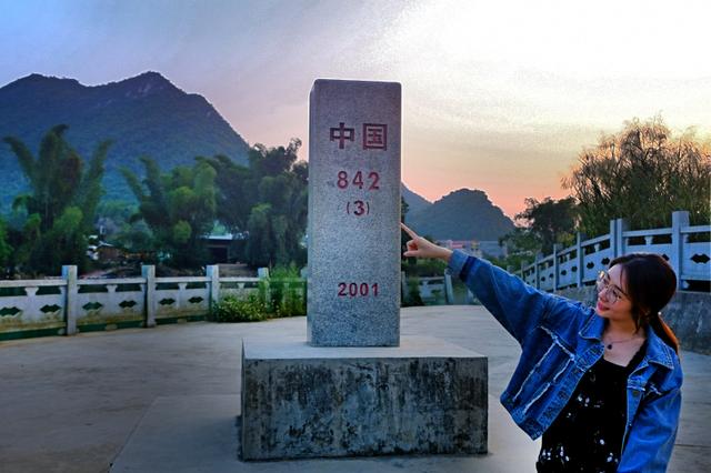 古寨、夕阳、界碑、待嫁的壮族姑娘，广西，原来这么美