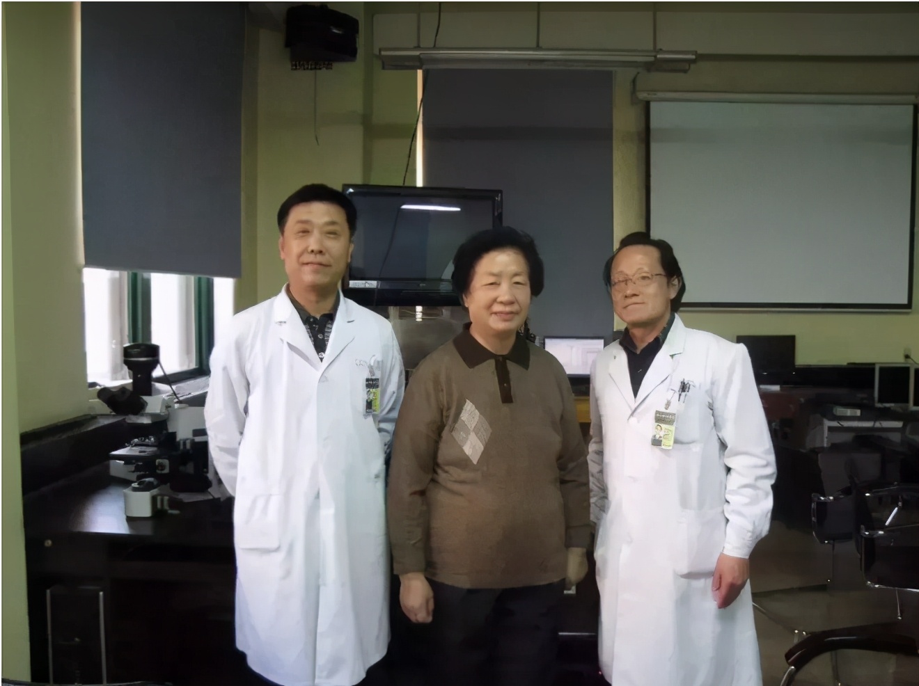 感染艾滋病一般几天才会出现症状,艾滋病多久能发觉