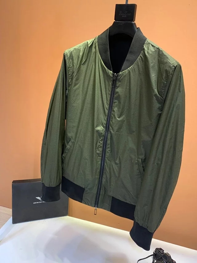 阿玛尼夹克,阿玛尼飞行夹克限定