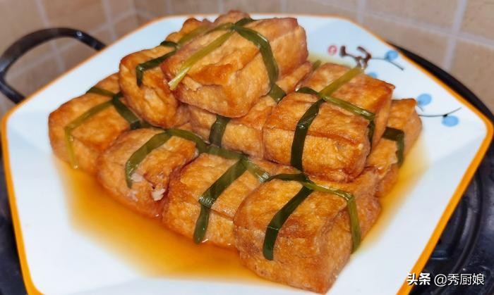 年夜饭餐桌上第21道菜一定少不了,年夜饭精选12道硬菜上桌人人夸