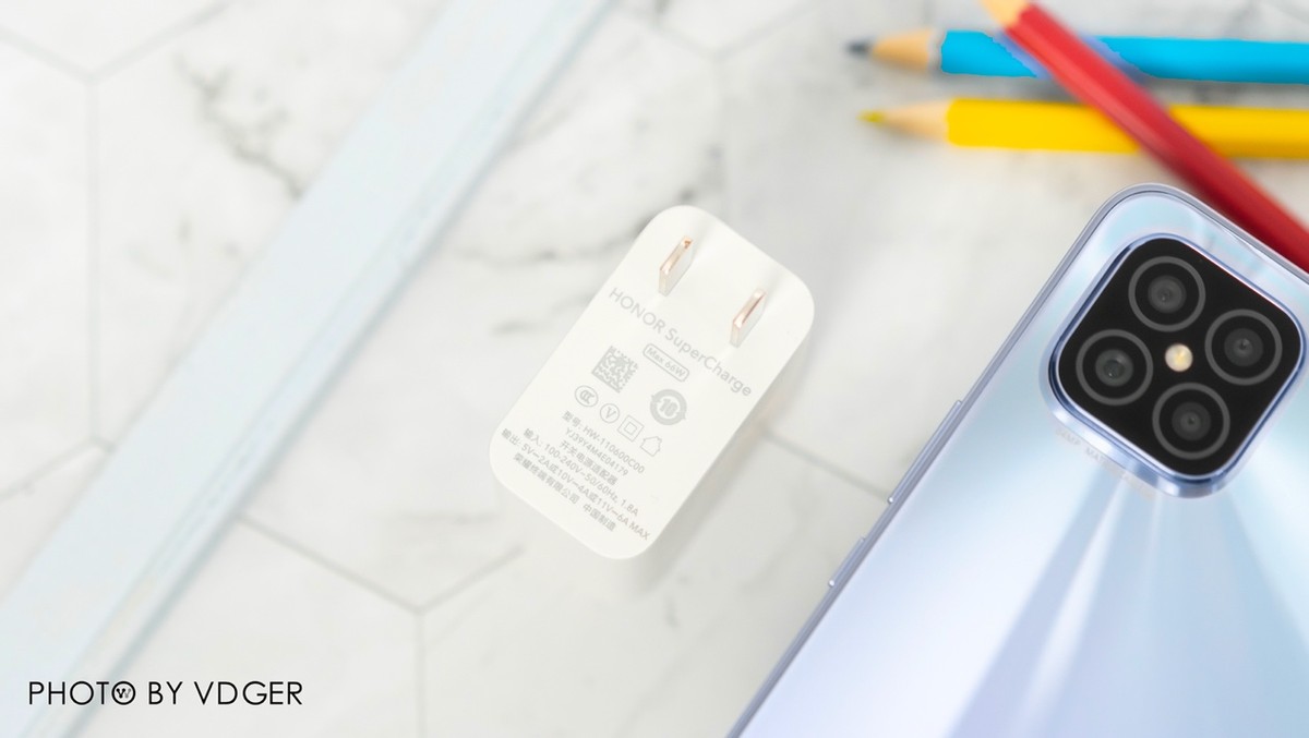 荣耀play5支持40w快充吗,荣耀play5体验