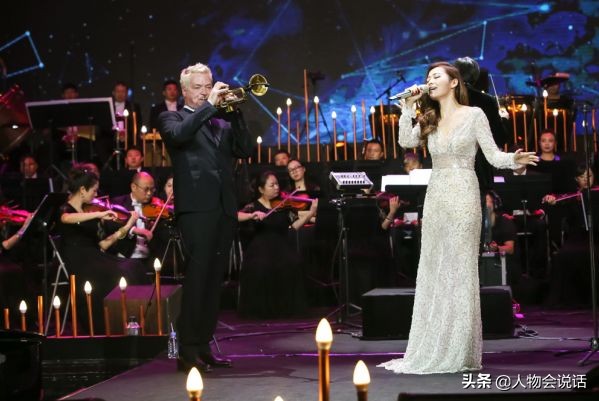 张靓颖是怎么走上音乐道路的,人生选择题张靓颖华少