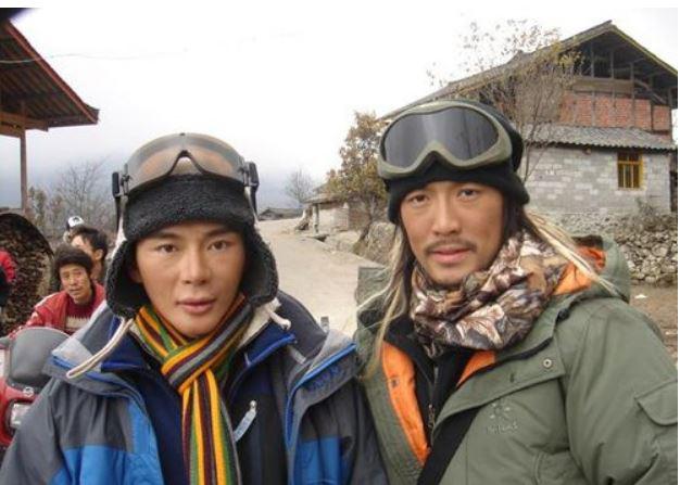 从“美少年”到“蜡像人”，他经历了什么，那场意外该怪谁呢？