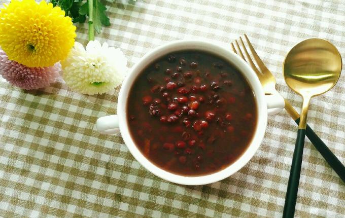 红豆的好处和做法,红豆沙的各种吃法的功效