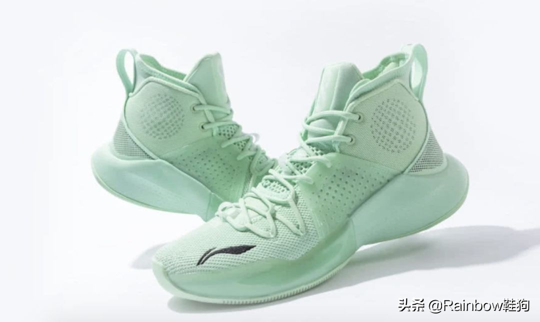 李宁音速8测评,音速8pe版和普通版的区别