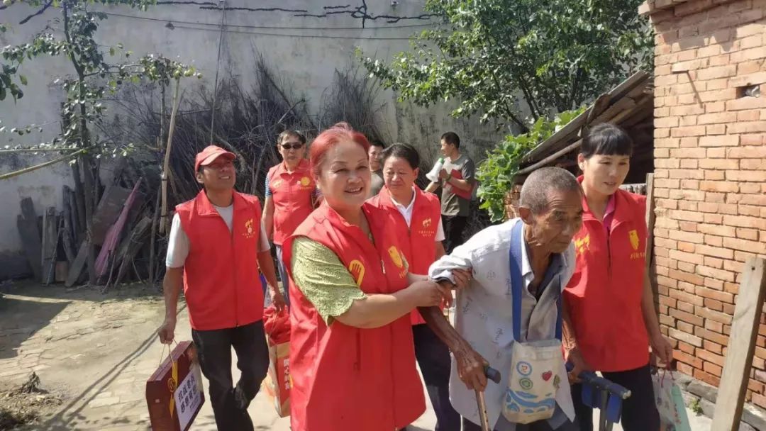 漯河中秋慰问抗战老兵,漯河军人志愿者