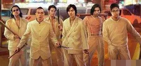 政府抗疫不力,巴西黑帮封城获赞?醒醒,真实黑帮可没这么正能量