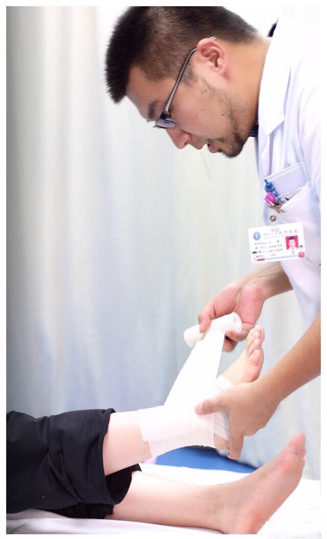 冰敷的技巧及注意事项是什么,冰敷绷带的使用方法