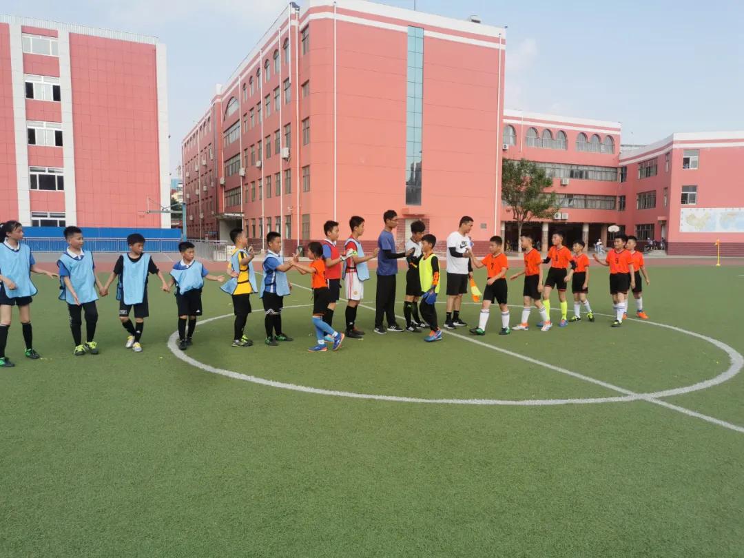 枣庄市立新小学第三届“校长杯”足球联赛圆满落下帷幕