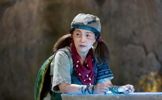 56岁的石榴姐近况,石榴姐高清打扮