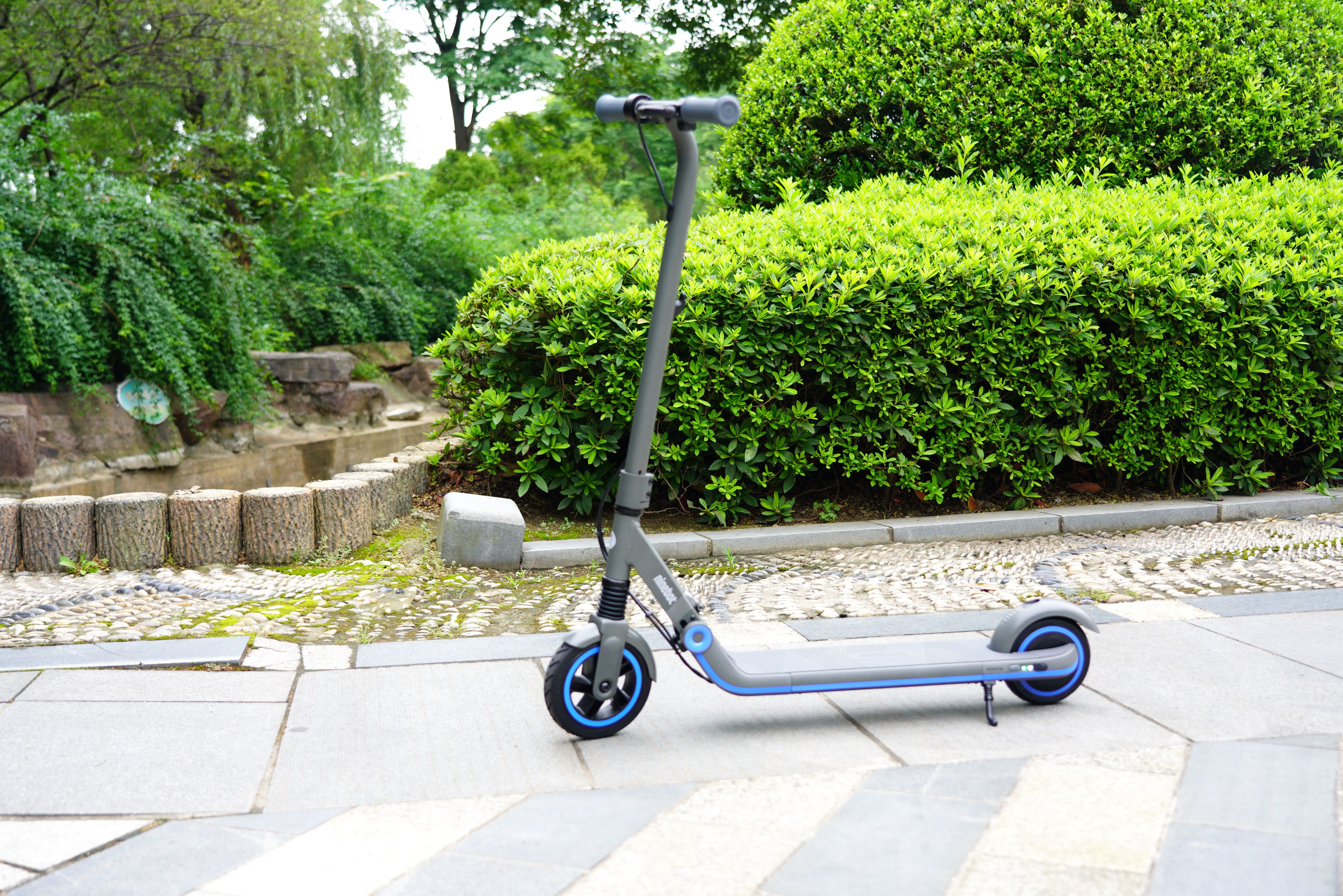 很不简单的玩具,九号儿童电动滑板车e10如何折叠