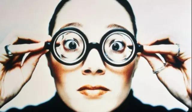 中国6亿人近视为什么不戴眼镜,中国近7亿人近视