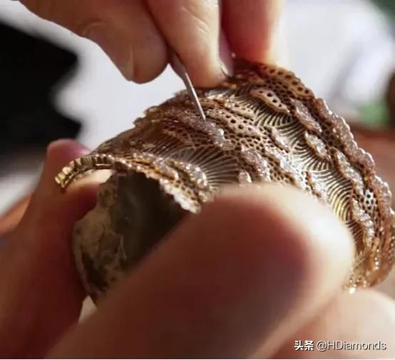 18k金和黄金哪个保值,最保值的黄金是什么金