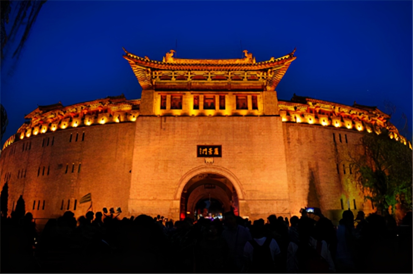 从“象天”到“崇礼”，两汉都城意象的转变，背后有何意味？