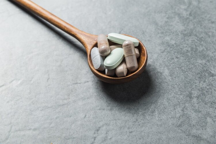 号称痛风“解药”的非布司他，适合这3类人服用，别乱吃