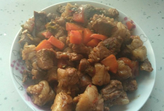 烧羊肉去膻味的诀窍,羊肉烧过膻味太重有什么办法