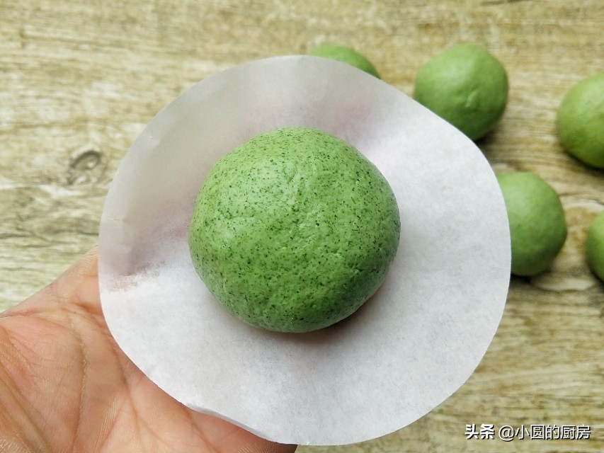 最简单的清明果的做法和吃法,清明果最正宗的甜味做法