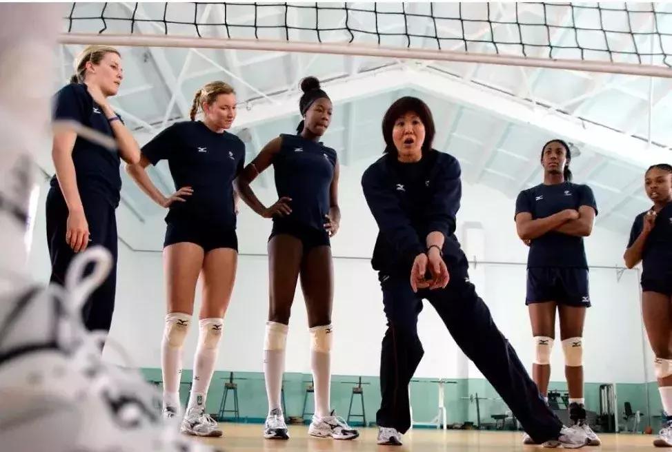 中国女排世界杯十一连胜卫冕赛事,中国女排卫冕世界杯十连胜张常宁