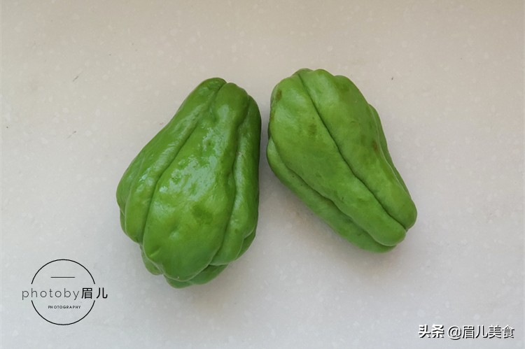 秋天减肥,这瓜别放过,仅2元一斤,拌一拌就上桌,大口吃不长肉