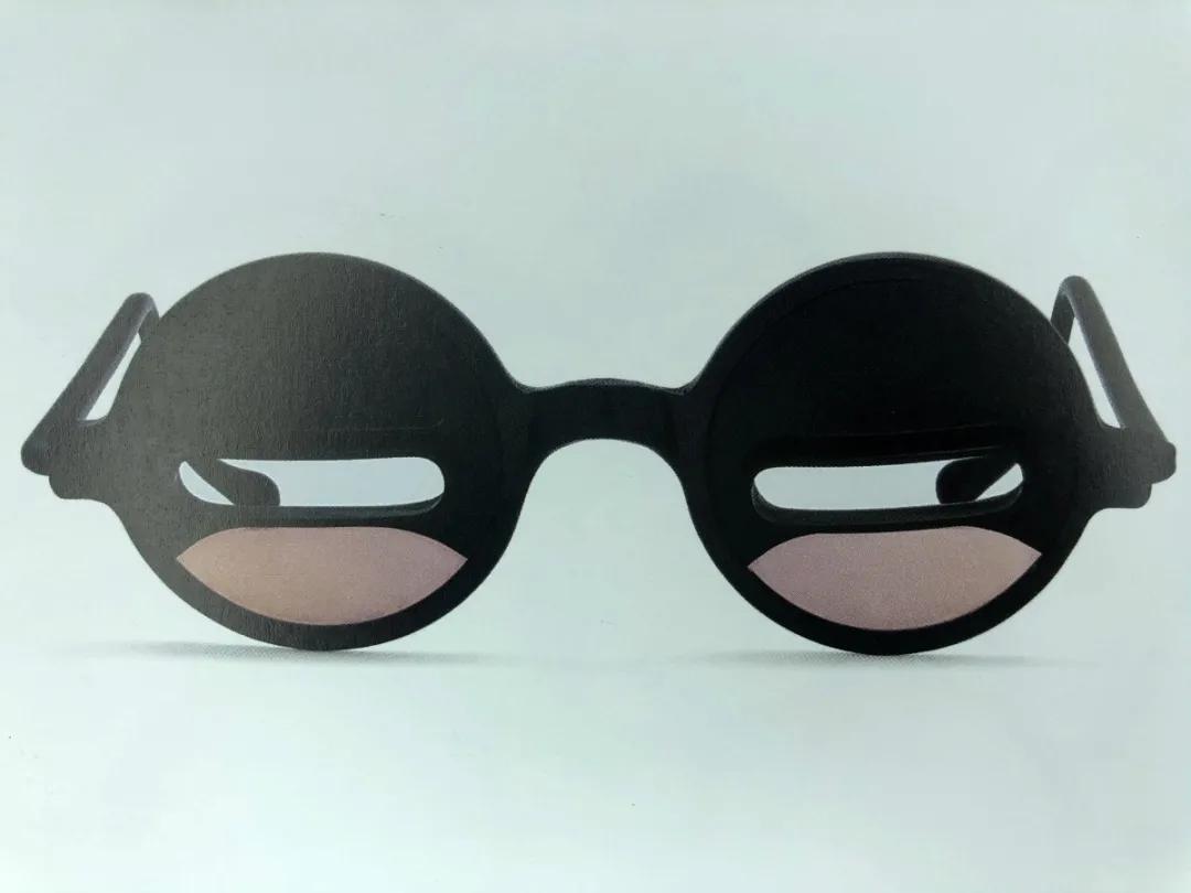 眼镜的百年发展史,一图看懂眼镜发展史