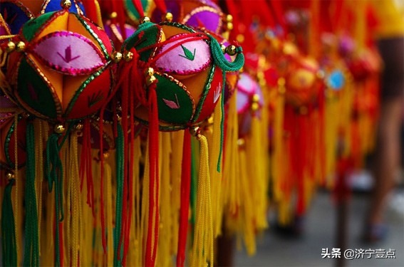 嗨！说你呢，接绣球啦！绣球故事知多少？