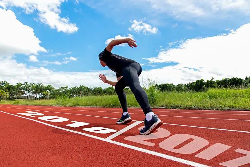 韩寒关于跑步经典语录,韩寒跑步5公里视频